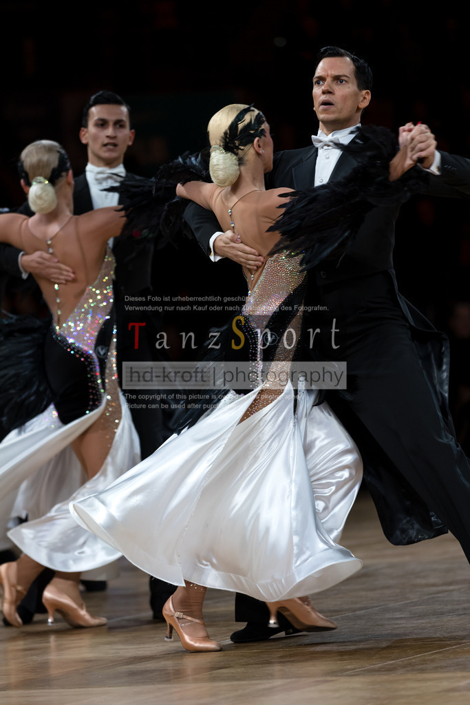 20241109_DM-Formationen_6531 | Tanzsportbilder, Standardtanz, Lateintanz, WDSF, DTV, LTVB, dancecomp, goc, hessen tanzt, blaues band der spree, walzer, tango, wiener walzer, slowfox, quickstepp, samba, rumba, cha-cha-cha, paso doble. jive, hd-kroft photography, turniertanzsport
