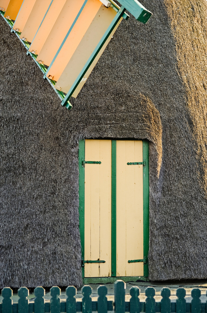 Detail einer Muehle | Europa, Deutschland, Schleswig-Holstein, Sueddorf, Detail einer Muehle - Realisiert mit Pictrs.com