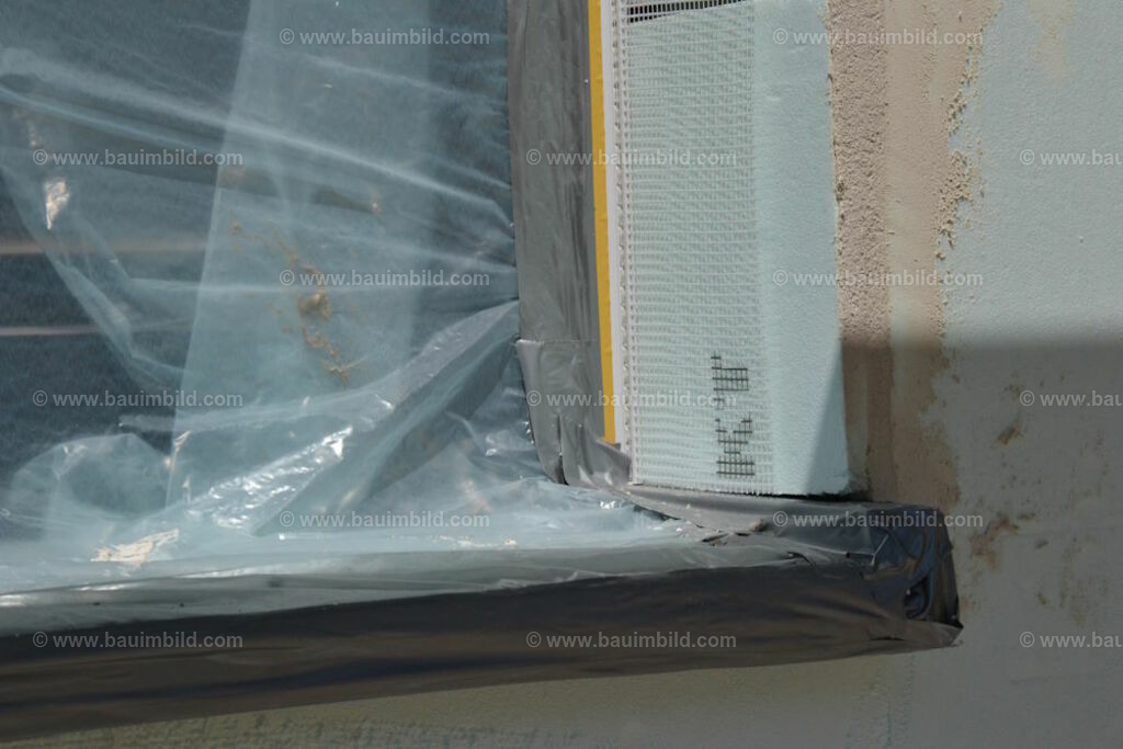 bib-lg18-putzarbeiten-0232 | Nach LV-Leistungsgruppen sortierte Detailfotos über den Bau eines Hauses. Alle Hausbau-Bilder direkt vom Urheber und Autor der Website Haus-Selber-Bauen.com