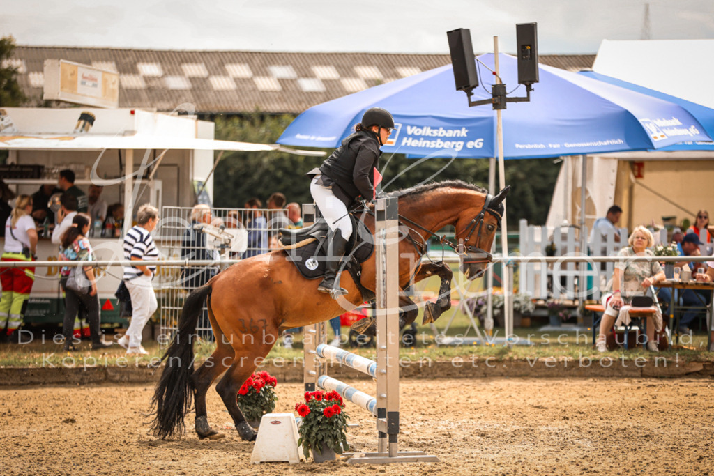 06.SoSpWB00067 | Leoni Ertmer Photography - Realisiert mit Pictrs.com