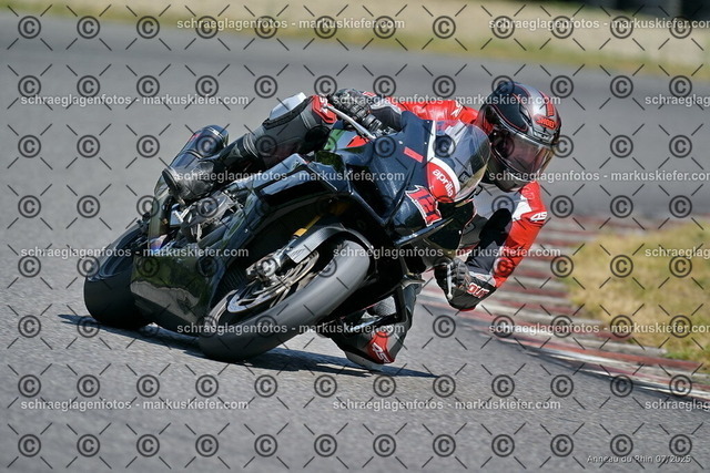25bt04-0767 | markuskiefer.com - Realisiert mit Pictrs.com