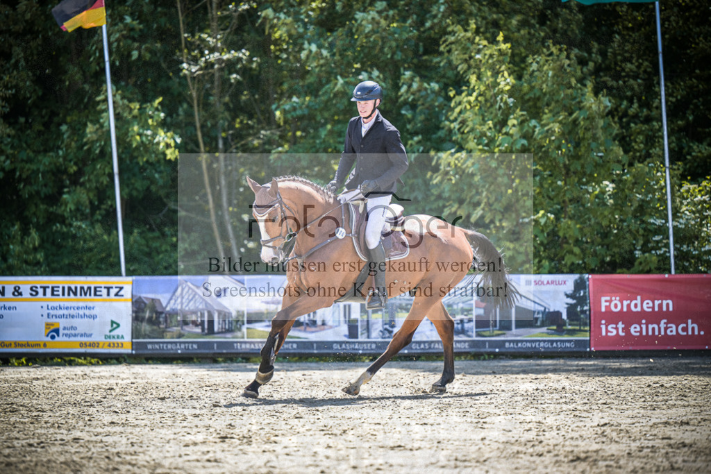 DOS_5438 | Entdecke hochwertige Reitturnierfotos von Foto Oger. Professionell, emotional und authentisch – jetzt Lieblingsmomente im Shop bestellen.Deutschlandweite Turnierfotografie. - Realisiert mit Pictrs.com