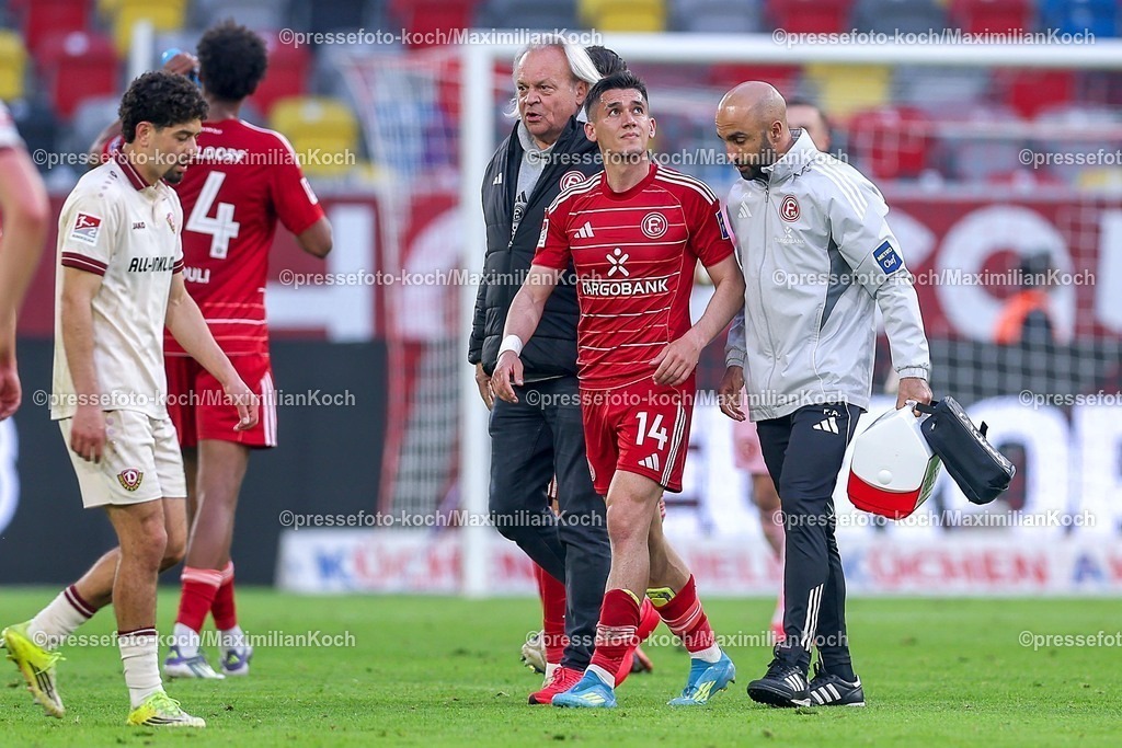 F9524042601076 | 24.04.2026, Fußball, Fortuna Düsseldorf - SC Dynamo Dresden, 2. Fußball Bundesliga, Herren, Merkur Spiel-Arena, 31. Spieltag, Saison 2025 2026: Sotiris Alexandropoulos&nbsp;(Fortuna Düsseldorf #14) muss verletzt ausgewechselt werden Auswechslung  DFB regulations prohibit any use of photographs as image sequences and or quasi-video.