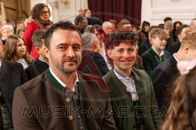 MAE-pic_32 | Der online Fotoshop des Inzeller Fotografen MAE - Marc Anton Eicher. Hier können Sie ihre Fotos und Stockfotos online bestellen als Download oder als Ausdruck, der ihnen bequem nach Hause geschickt wird.
Ihr Marc Anton Eicher - der Inzeller Fotograf - Realisiert mit Pictrs.com