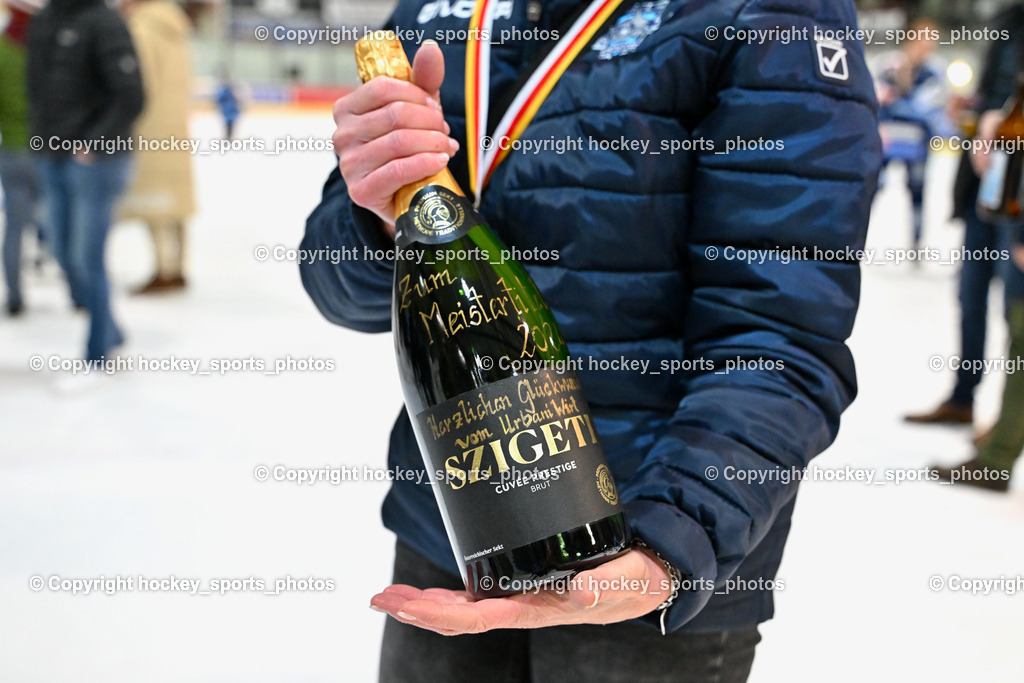 ESC Steindorf vs. EHC Althofen 8.3.2024 | ESC Steindorf vs. EHC Althofen 8.3.2024, ESC Steindorf vs. EHC Althofen Meisterfeier am 08.03.2024 in Steindorf (Ossiachersee Halle), Austria, (Photo by Bernd Stefan)