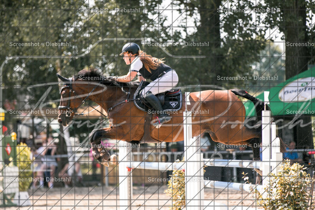 _W6A1104 | ronjaprokoschfotografie - Realisiert mit Pictrs.com