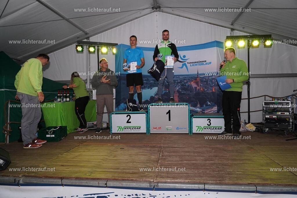 DSC05443 | Lichterlauf  - Realisiert mit Pictrs.com