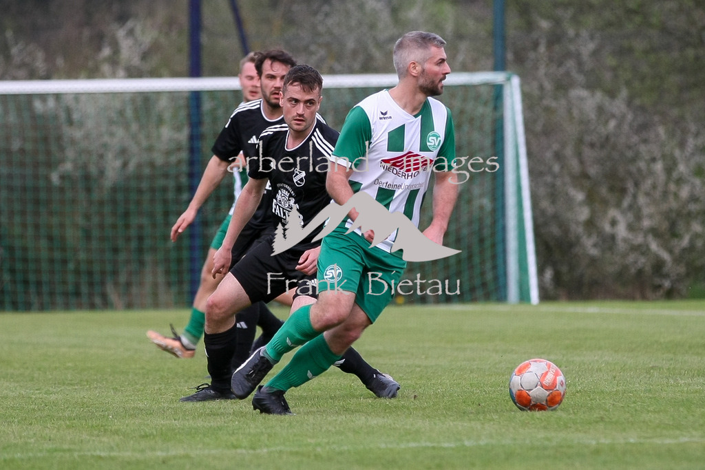 993T1972 | Medien- Sport- Entertainmentfotos