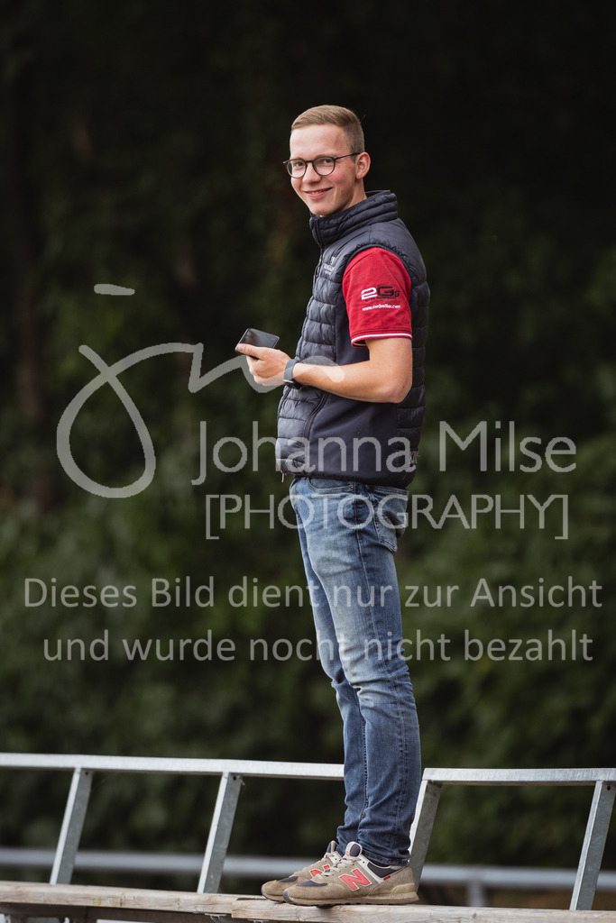 220715_LC_Youngster-M-525 | Deine schönsten Turniermomente als professionelle Fotos! Entdecke hochwertige Pferdesport-Fotografie im Online-Shop. Jetzt Fotos finden & bestellen!