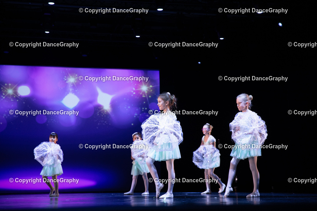 GPHY4990 | DanceGraphy - Realisiert mit Pictrs.com