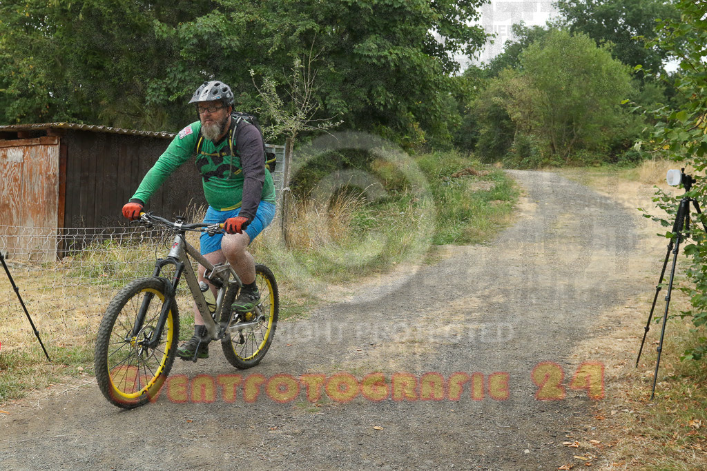 220827_0837_EV9_2204 | Sportfotografie im Rhein-Sieg Kreis, Köln, Bonn, NRW, Rheinland Pfalz, Hessen, etc. Unser Tätigkeitsfeld umfasst den Laufsport vom Volkslauf über den Marathon, Duathlon, Triathon bis zum Ultralauf wie Kölnpfad Ultra oder Schindertrail.