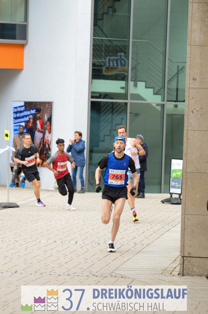 VR Bank Hauptlauf 10000m | 3 Koenigslauf 2023 - Realisiert mit Pictrs.com