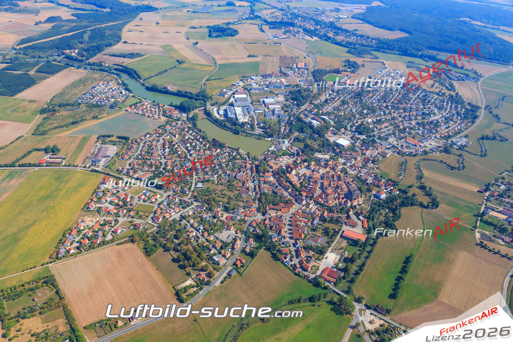 Luftbild von  Leutershausen - Luftaufnahme wurde 2016 von https://frankenair.de mittels Flugzeug (keine Drohne) erstellt - die Geschenkidee