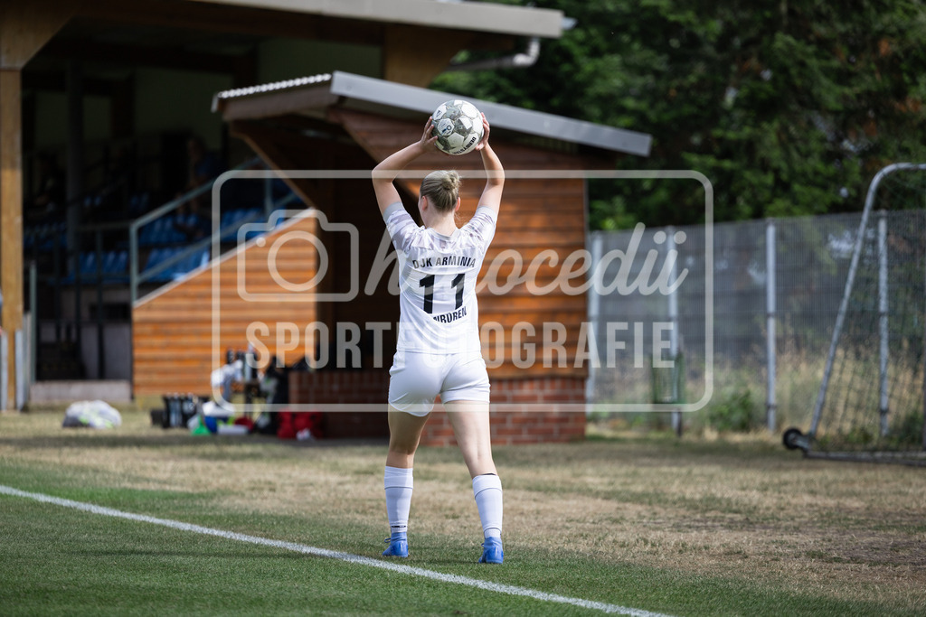Fußball I Frauen I Testspiel I SpVg Aurich - DJK Arminia Ibbenbüren I 15250 | realhellocedii - Realisiert mit Pictrs.com