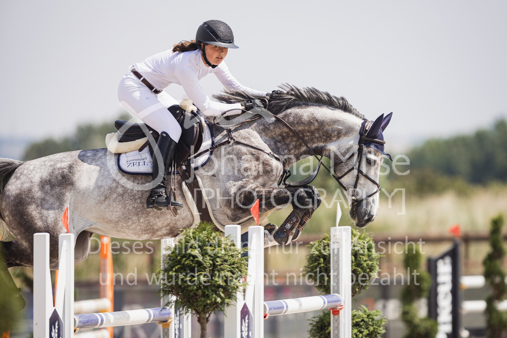 250628_PfSpTa_Youngster-M2-316 | Deine schönsten Turniermomente als professionelle Fotos! Entdecke hochwertige Pferdesport-Fotografie im Online-Shop. Jetzt Fotos finden & bestellen!