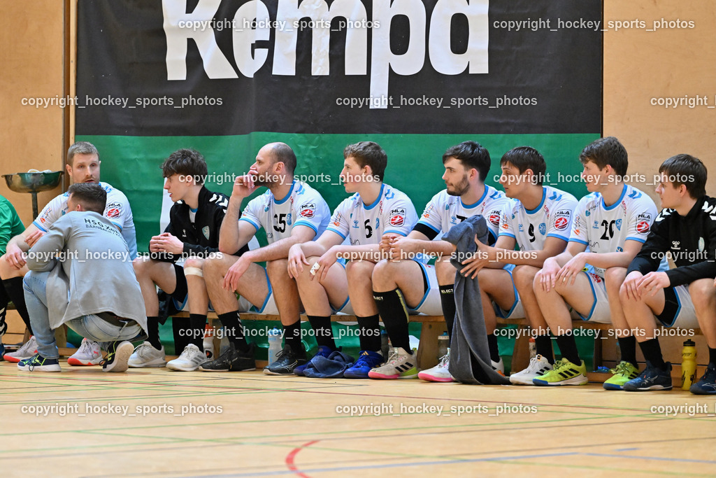 SC Ferlach vs. HSG Bärnbach/Köflach 30.3.2024 | Spielerbank HSG Bärnbach, SC Ferlach vs. HSG Bärnbach/Köflach 30.3.2024, SC Ferlach vs. HSG Bärnbach/Köflach am 30.03.2024 in Ferlach (Ballspielhalle Ferlach), Austria, (Photo by Bernd Stefan)