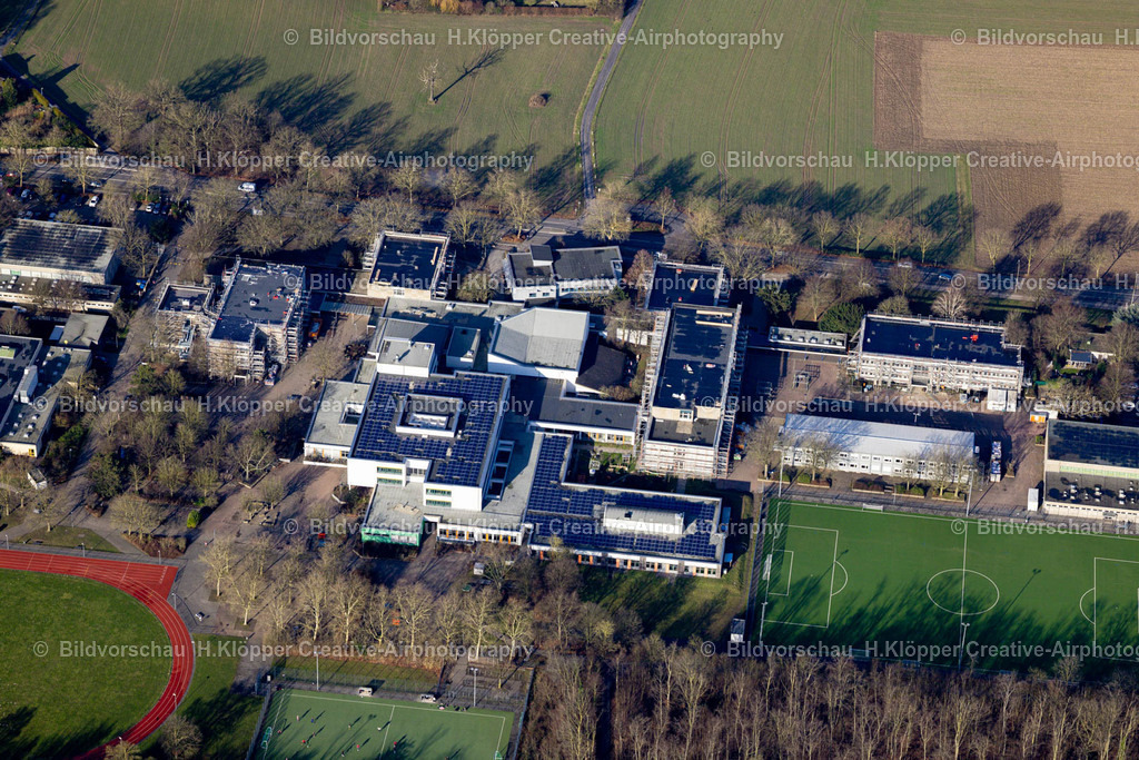 Luftbild Neukirchen-Vluyn-8818 | Luftbildfotografie Schulgebäude des Schulzentrums an der Tersteegenstraße in Neukirchen-Vluyn im Bundesland Nordrhein-Westfalen, Deutschland - Realisiert mit Pictrs.com