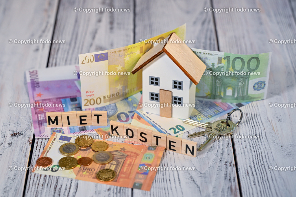 Mietkosten_ 21.12.2024-5 | 21.12.2024, Linz, AUT, Mietkosten, im Bild Themenbild, Miete, Wohnung, Haus, Eigenheim, Eigentum, Geld, Euro, Muenzen, Abrechnung, Ausgaben, Banknote, Bargeld, Belastung, Einsparung, Energie, Energiekrise, Preise, Geldschein, Haushaltskosten, Kostenexplosion, Nebenkosten, Kredite, Hypotheken, Baukosten, Preisentwicklung, Preissteigerung, Schulden