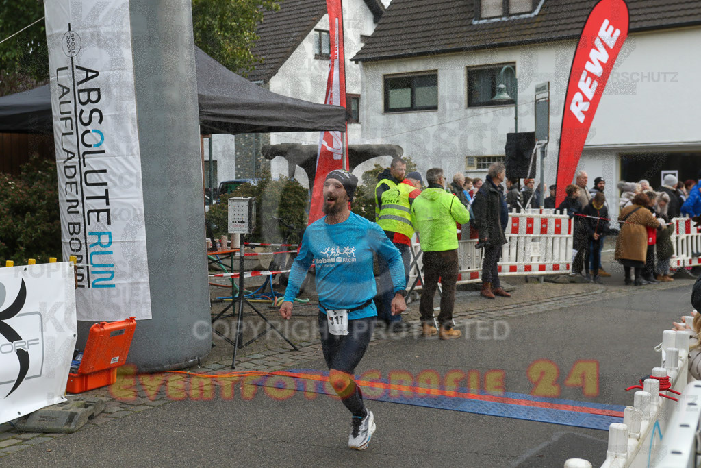 221127_1216_EV9_3506 | Sportfotografie im Rhein-Sieg Kreis, Köln, Bonn, NRW, Rheinland Pfalz, Hessen, etc. Unser Tätigkeitsfeld umfasst den Laufsport vom Volkslauf über den Marathon, Duathlon, Triathon bis zum Ultralauf wie Kölnpfad Ultra oder Schindertrail.
