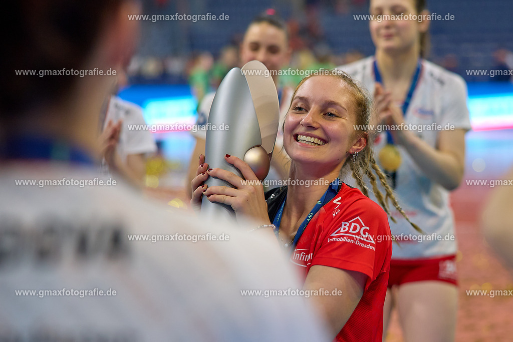GER, Siegerehrung DVV Pokalfinale 2025, Volleyball, DVV-Pokalfinale Frauen und Maenner 2025, 02.03.25 | Volleyball, DVV-Pokalfinale, 02.03.25Foto: Gerald Oelze-de Stoppany