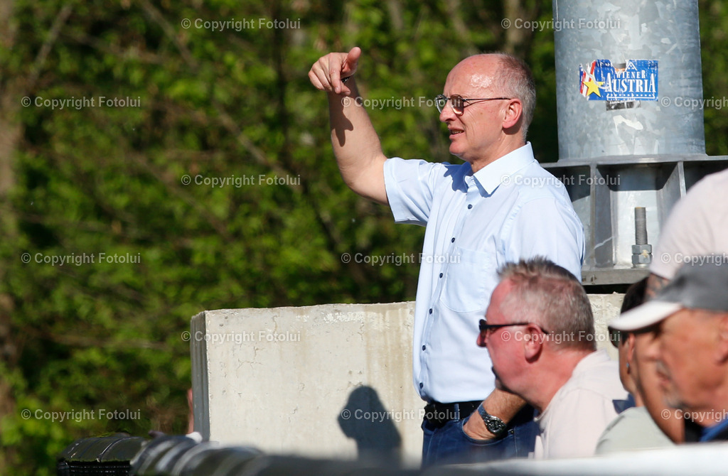 A_LUI-20250419_03 | SPORT FUSSBALL REGIIONALLIGAMITTE ASKOE OEDT-WAC AMATEURE 19.4.2025 IM BILD:SPORTDIREKTOR GEORG ZELLHOFER  (OEDT) FOTO:FOTOLUI