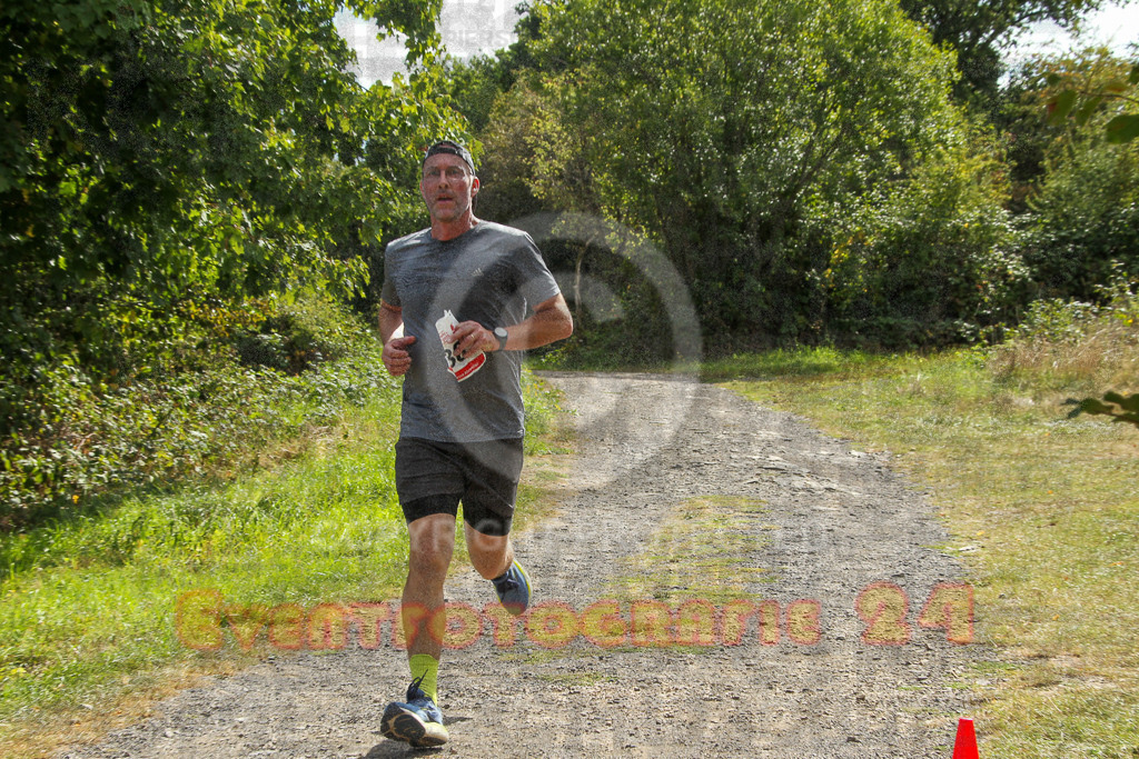 250830_1145_EV4_3633 | Sportfotografie im Rhein-Sieg Kreis, Köln, Bonn, NRW, Rheinland Pfalz, Hessen, etc. Unser Tätigkeitsfeld umfasst den Laufsport vom Volkslauf über den Marathon, Duathlon, Triathon bis zum Ultralauf wie Kölnpfad Ultra oder Schindertrail.