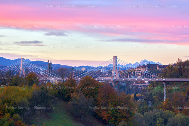 2022-11-08 Fribourg_Morning_Glow 067_HDR | Moderne Schulfotografie, Schulfotograf, Kinderportrait, Kindergarten, Schulen, Schulleitung, Onlineshop - Realizzato con Pictrs.com