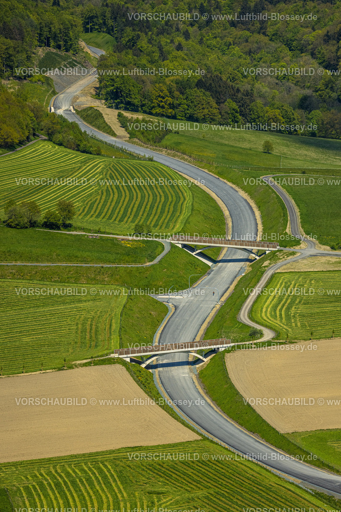 Schmallenberg230506071BadFredeburg | Luftbild, Baustelle und Neubau der Umgehungsstraße L776n, Fredeburg, Schmallenberg, Sauerland, Nordrhein-Westfalen, Deutschland