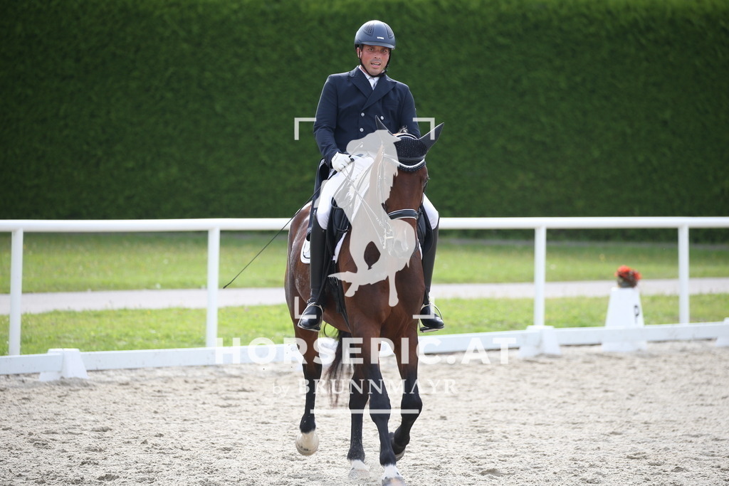 DL2Q4823 | Willkommen bei Brunnmayr - Design & Fotografie – Ihrem Spezialisten für Reitturniere und Pferdeveranstaltungen in Oberösterreich, Salzburg und Bayern! Seit über 17 Jahren sind wir leidenschaftlich dabei.