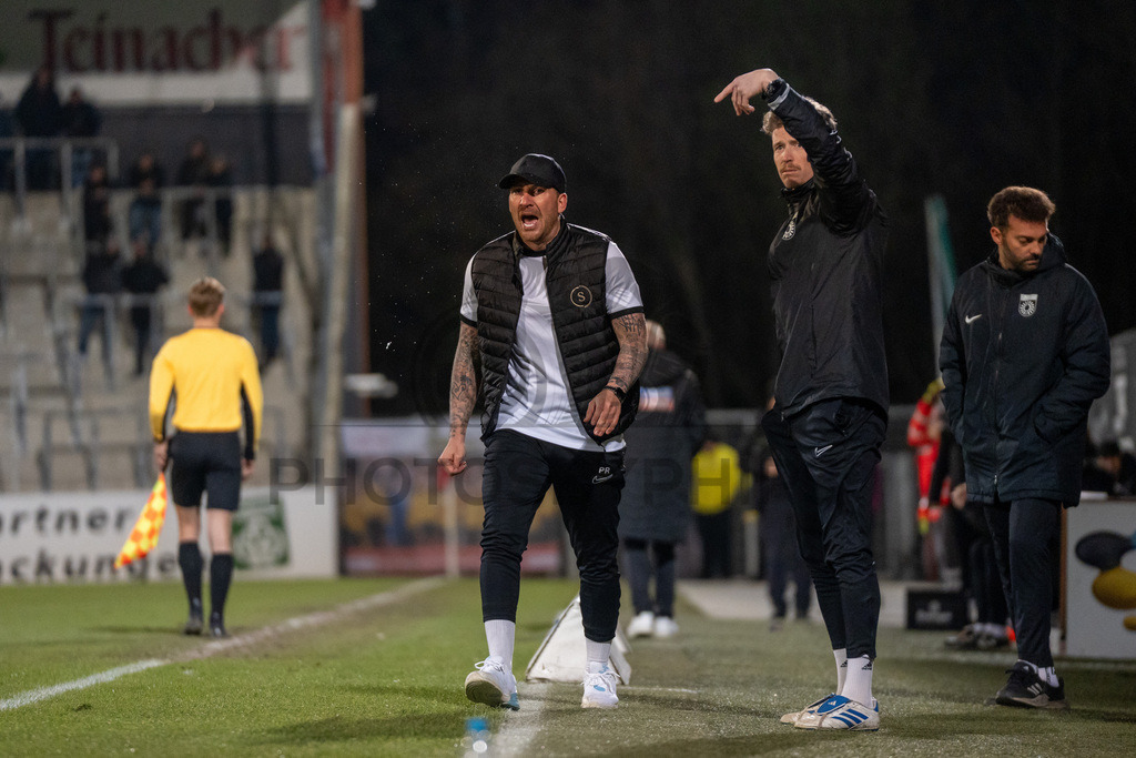 SG Sonnenhof Grossaspach vs. SSV Ulm 1846 Fussball, Fussball, WFV-Pokal, Viertelfinale, 01.04.2026 | Pascal Reinhardt (Trainer SG Sonnenhof Großaspach) zeigt Emotionen,SG Sonnenhof Grossaspach vs. SSV Ulm 1846 Fussball, Fussball, WFV-Pokal, Viertelfinale, 01.04.2026