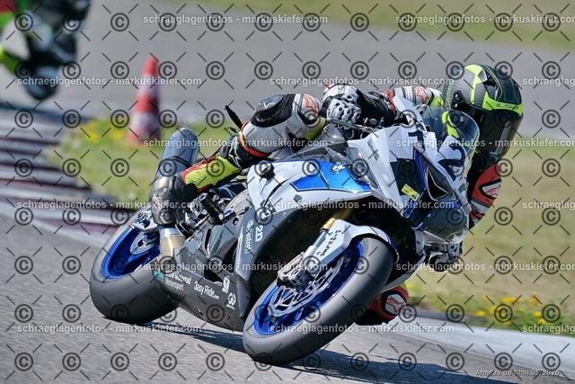 26BT01-0292 | 120 - Realisiert mit Pictrs.com