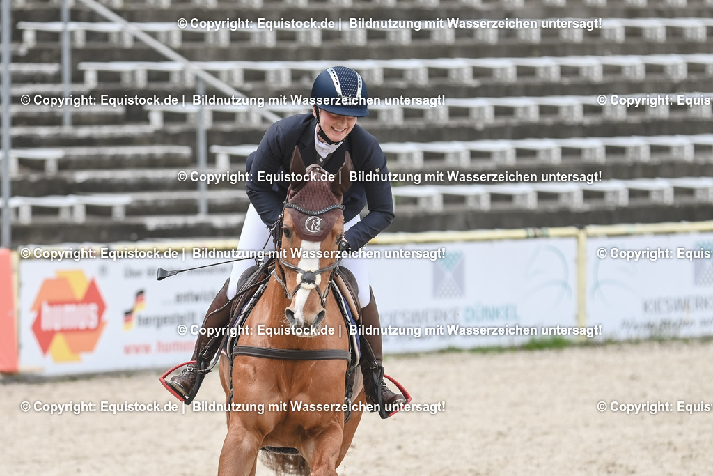 20230514_CCI4_Springen_0055 | equistock