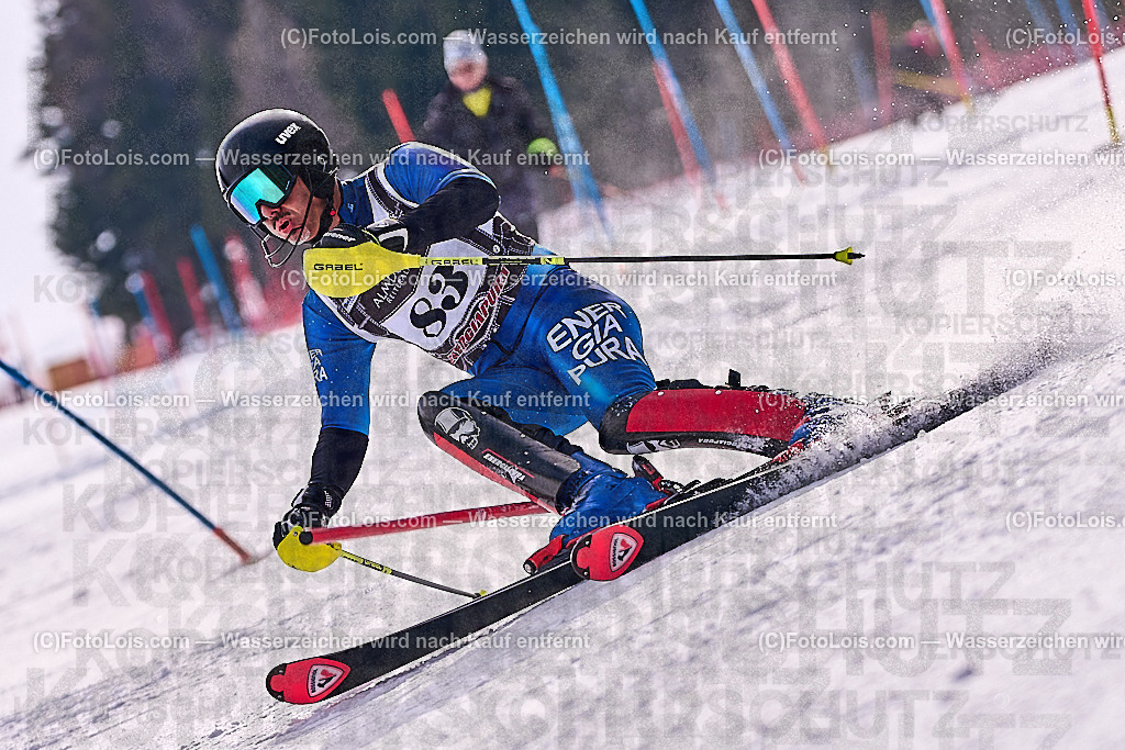 _ALP4621_MASTERS-WM_Reiteralm_A_SL-I_LENA Carlo Alessandro | FISWORLD CHAMPIONSHIPSMASTERS ALPINE SKIING, 23. – 28. MÄRZ 2026 - REITERALM | STMK | AUT.   Veranstaltet vom Masters-Referat des Deutschen Skiverbandes (DSV). Durchführende Organisation: WSV Pichl-Reiteralm, unterstütutzt von den Bergbahnen REITERALM bei Schladming und SKI AUSTRIA.                            Disziplinen:  Super-G, GiantSlalom, Slalom.                                                 Kategorien:  A (Herrn 30-59 Jahre), B (Herrn ab 60 Jahre), C (Damen 30-59 Jahre), D (Damen ab 60 Jahre).                Rennstrecken:   Gasselhöhe und Muldenliftpiste auf der Reiteralm.