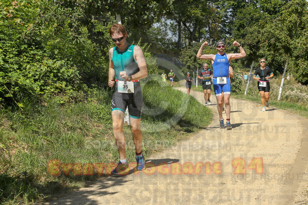 250824_1232_EX1_9680 | Sportfotografie im Rhein-Sieg Kreis, Köln, Bonn, NRW, Rheinland Pfalz, Hessen, etc. Unser Tätigkeitsfeld umfasst den Laufsport vom Volkslauf über den Marathon, Duathlon, Triathon bis zum Ultralauf wie Kölnpfad Ultra oder Schindertrail.