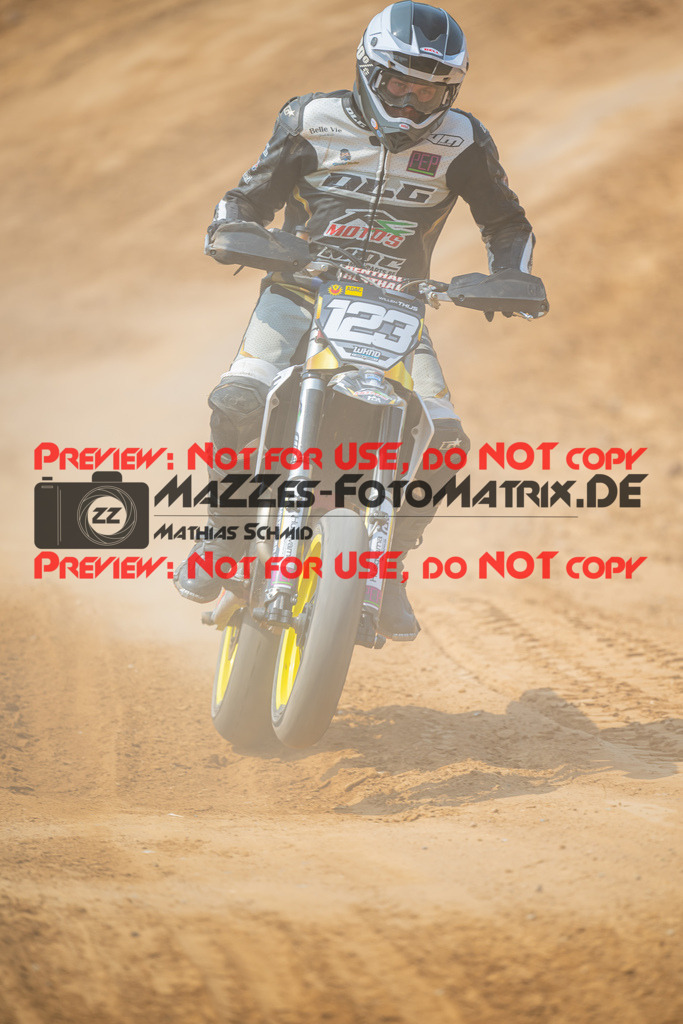 MaZZes-Fotomatrix-20260816-614711 | S2
