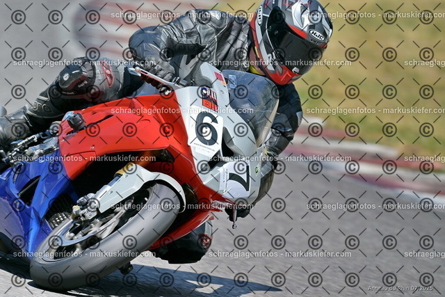 25bt04-0938 | markuskiefer.com - Realisiert mit Pictrs.com