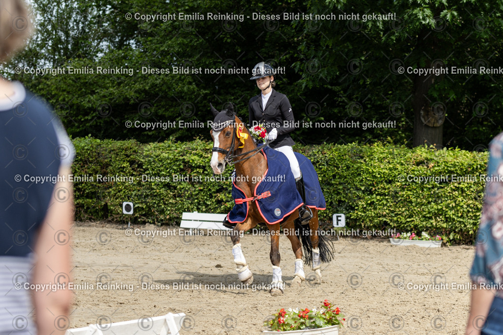 CL5A7777 | Emilia Reinking Fotografie - Realisiert mit Pictrs.com