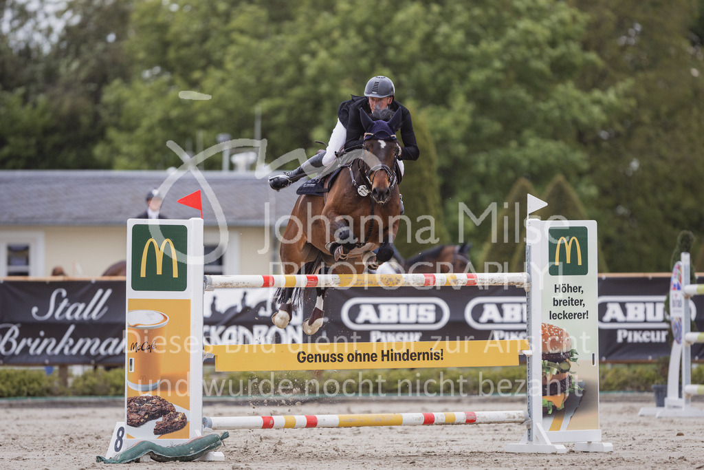 230520_MayDays_Zeit-S-248 | Deine schönsten Turniermomente als professionelle Fotos! Entdecke hochwertige Pferdesport-Fotografie im Online-Shop. Jetzt Fotos finden & bestellen!