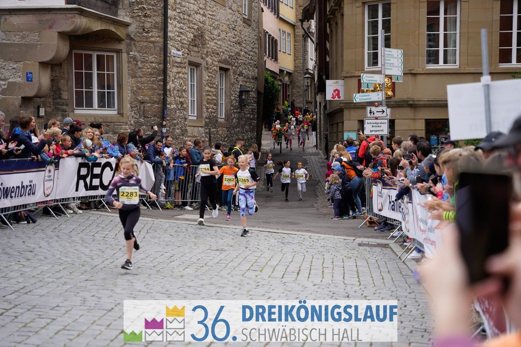 AOK Junior Cup 400m | 3Königslauf 2022 AOK Junior Cup 400m - Realisiert mit Pictrs.com