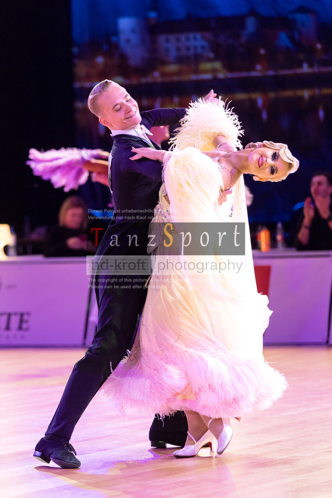 20241215_WDSF_Open_Youth_Std-Riga-9637 | Tanzsportbilder, Standardtanz, Lateintanz, WDSF, DTV, LTVB, dancecomp, goc, hessen tanzt, blaues band der spree, walzer, tango, wiener walzer, slowfox, quickstepp, samba, rumba, cha-cha-cha, paso doble. jive, hd-kroft photography, turniertanzsport