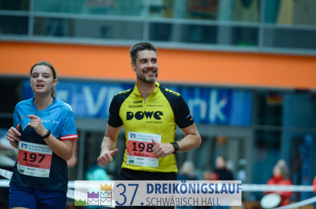 VR Bank Hauptlauf 10000m | 3 Koenigslauf 2023 - Realisiert mit Pictrs.com