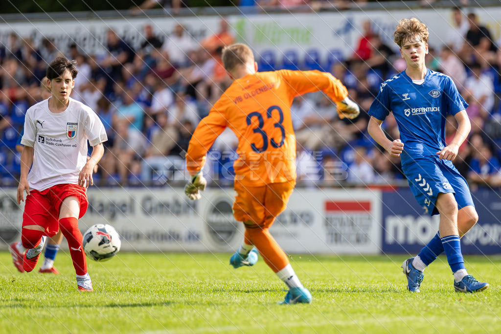 20250920_Picselweb-Fotografie_1R3_1276 | JFV D/A &amp; Stade - VfB Oldenburg0:1 VfB no70:2 VfB no70:3 VfB JFV Eigentor0:4 VfB no70:5 VfB no71:5 JFV no3 Jaric Jimenez-Voss2:5 JFV no9 Janko Sylvester3:5 JFV no16 Damian Elias Mihro Burekovic - Realisiert mit Pictrs.com