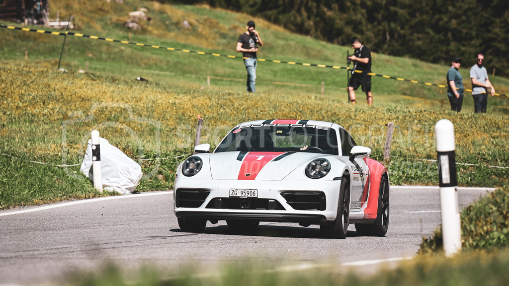 19. Arosa ClassicCar 2023 - 2. September 2023 | 19. Arosa ClassicCar 2023
Arosa, Schweiz
Renntaxi
@arosaclassiccar, @arosa.official, #arosaclassiccar, #arosa, #76curves, #classiccar
Bild: Sportfotografie Markus Aeschimann | www.markus-aeschimann.ch - Realisiert mit Pictrs.com