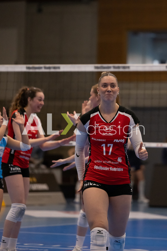 Volleyball I Frauen I Saison 2025-2026 I Volleyball NLA | Women I 1/2 Finals I  VC Kanti Schaffhausen - Sm'Aesch Pfeffingen I 22.03.2026 | 17 Leana Zuvic (CH) (VC Kanti Schaffhausen) - Aussen - Realisiert mit Pictrs.com