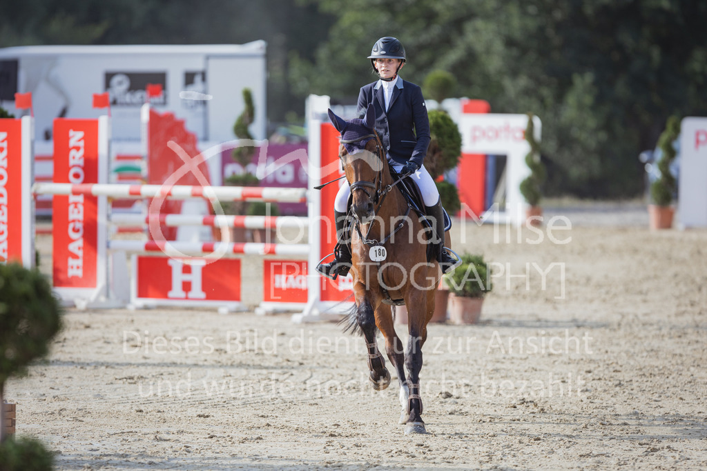 220728_BHO_ST_M1-Spr_1-661 | Deine schönsten Turniermomente als professionelle Fotos! Entdecke hochwertige Pferdesport-Fotografie im Online-Shop. Jetzt Fotos finden & bestellen!
