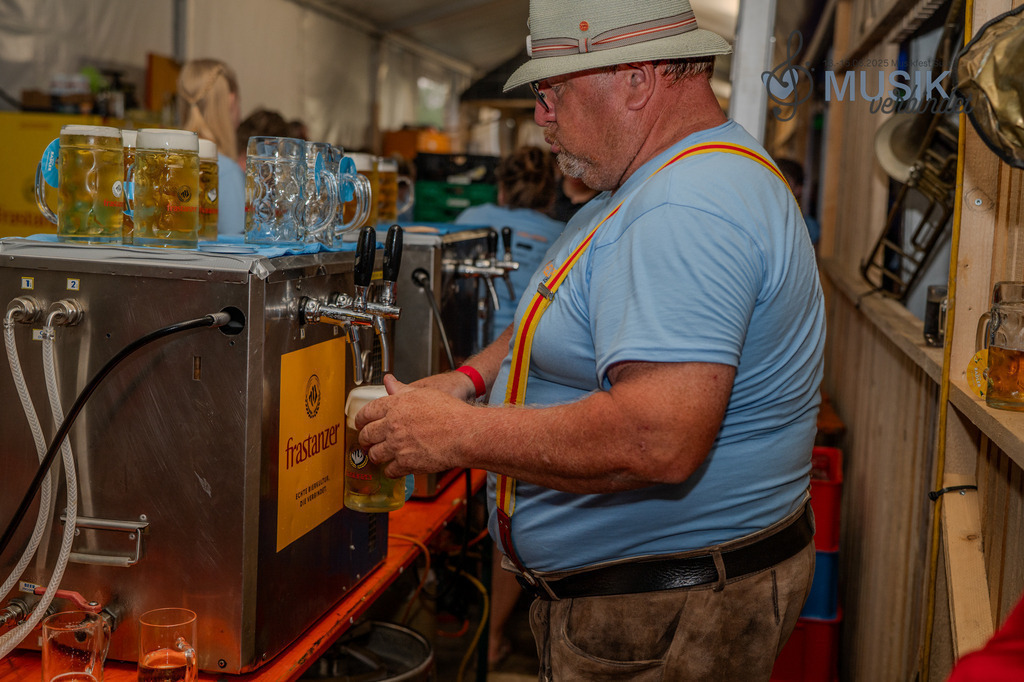 DSC_5018 | "Fussifoto.com – Ihr Ansprechpartner für hochwertige Fotografie! Entdecken Sie kreative Bilder und professionelle Dienstleistungen. Kontaktieren Sie uns für Ihre Projekte!"