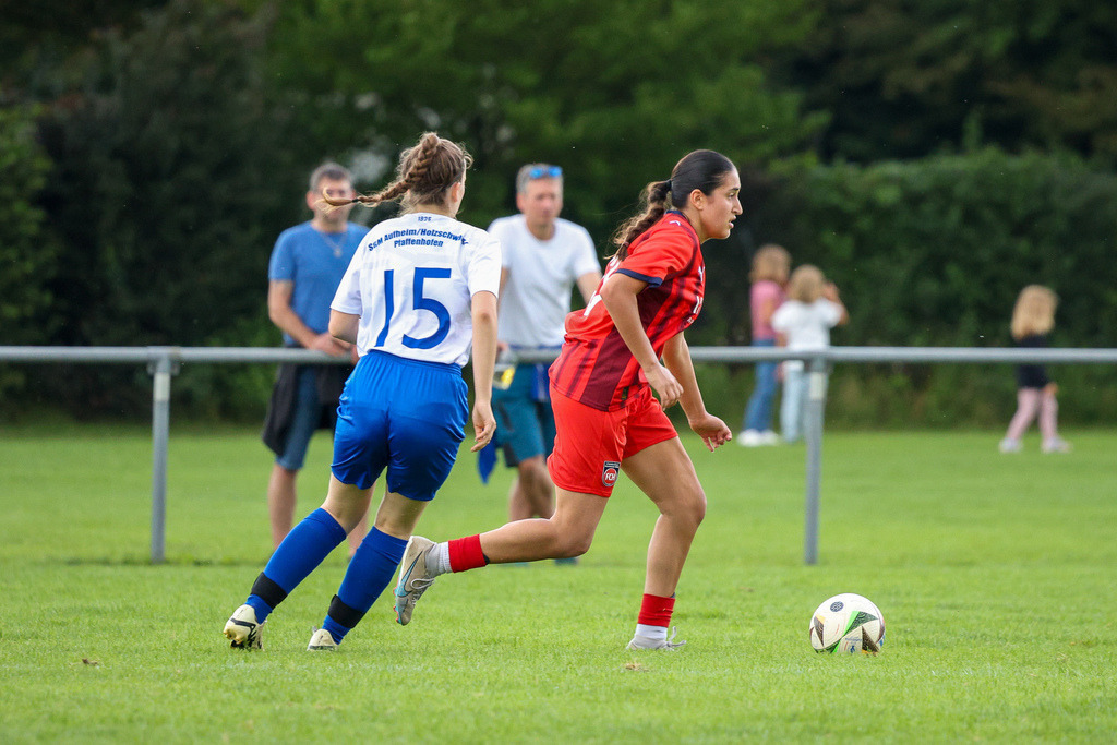 20250727_AHP-FCH_084 | Fotopresso – Sportfotografie in Heidenheim & Umgebung. Professionelle Sportfotografie für unvergessliche Momente. Dynamische Action-Shots, emotionale Szenen & hochwertige Bilder. - Realisiert mit Pictrs.com
