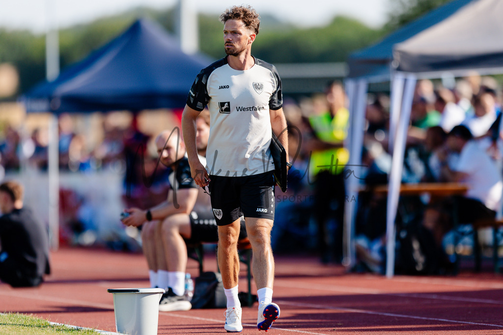 Testspiel, Saison 2026/27: SC Preußen Münster - Kickers Emden | Billerbeck, 10.07.2026: Testspiel, SC Preußen Münster gegen Kickers Emden auf der Anlage des DJK Billerbeck in Billerbeck. Foto: sportfotografie.ms | Markus Paletta - Realisiert mit Pictrs.com
