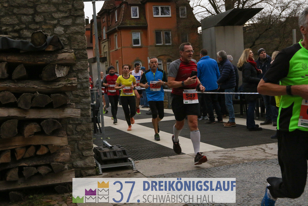 VR Bank Hauptlauf 10000m | 3 Koenigslauf 2023 - Realisiert mit Pictrs.com