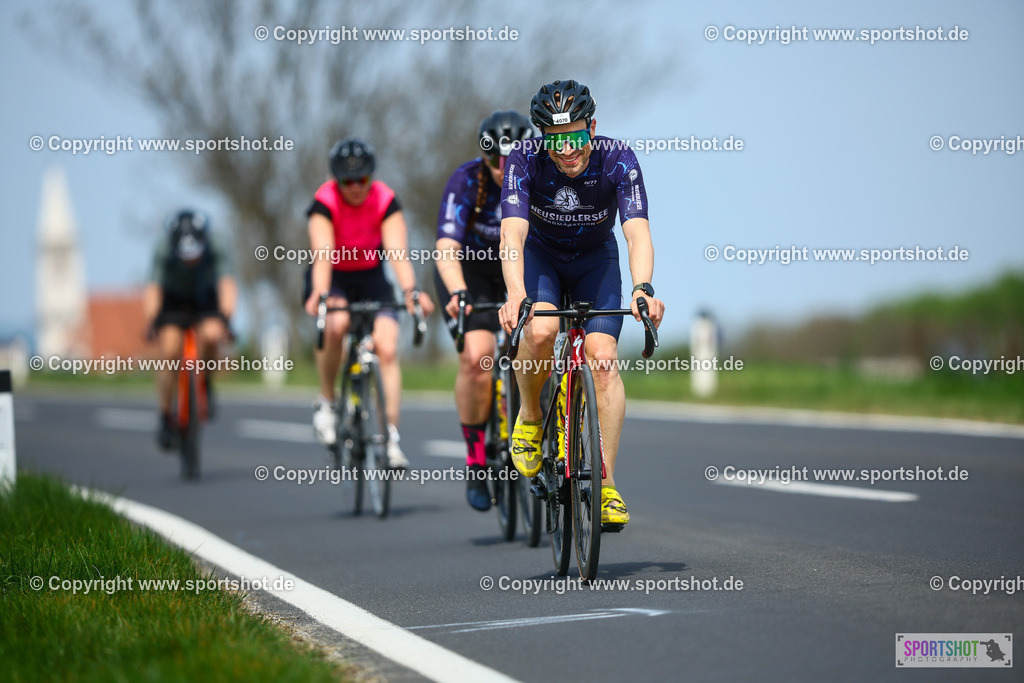 800_TRA56948 | Neusiedlersee Radmarathon 2026@sportshot_your_pictrs #yourpictures#roadtowm2029 #nrm #neusiedlerseeradmarathon #neusiedlersee #neusiedlerseetourismus #burgenland #mörbisch #nrm26 #burgenlandtourismus #voglundco #poweredbyburgenlandtourismus #radsport #rad #marathon #ucigranfondo #visitburgenland #ucigranfondoworldseries